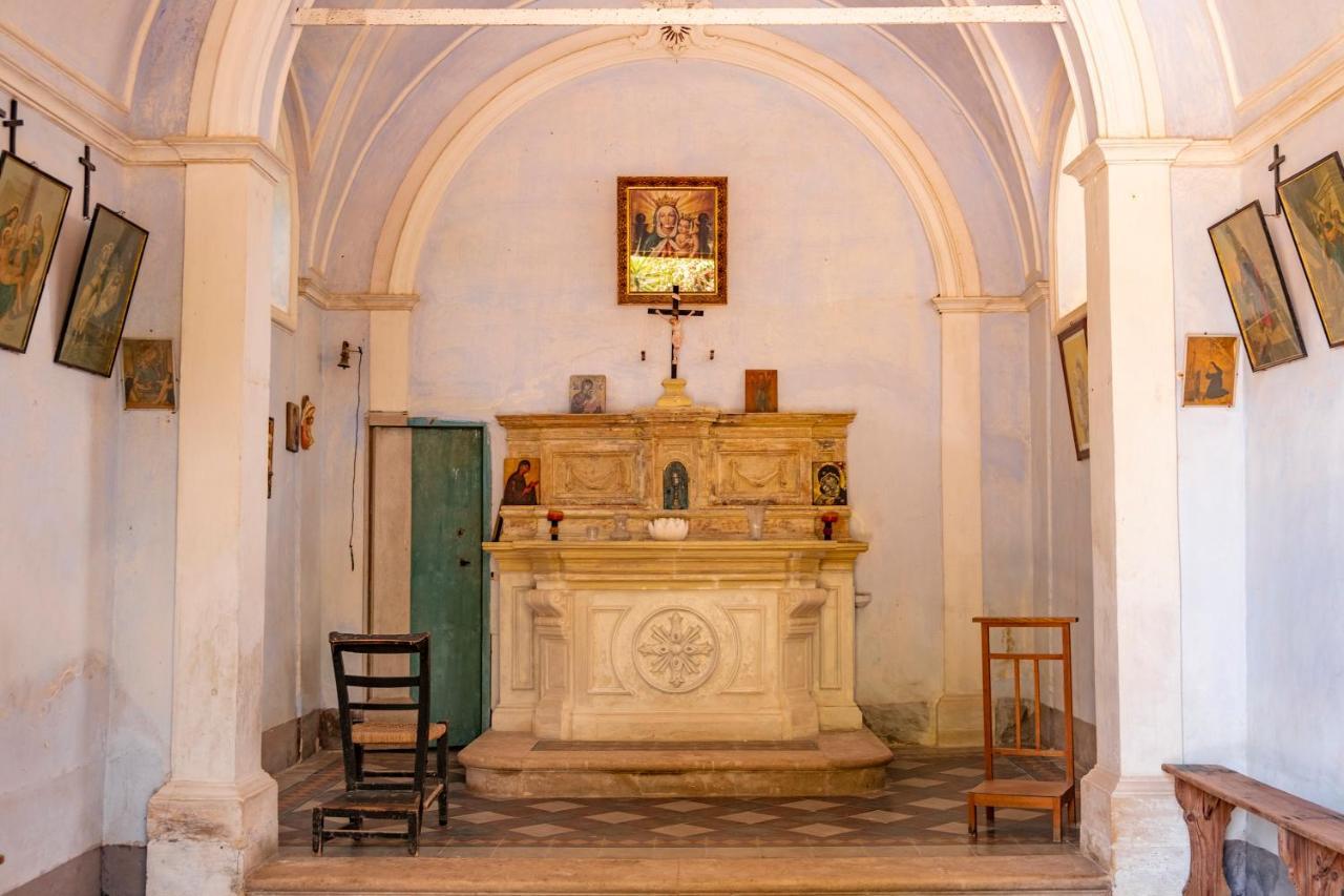 Villa Zottopera - Dimora Di Sicilia كيارامونتي غولفي المظهر الخارجي الصورة
