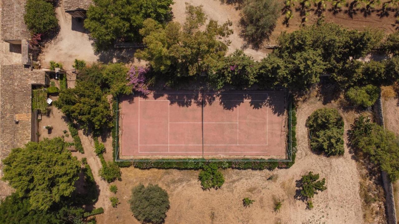 Villa Zottopera - Dimora Di Sicilia كيارامونتي غولفي المظهر الخارجي الصورة